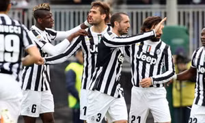 Juventus lập kỷ lục tại Serie A