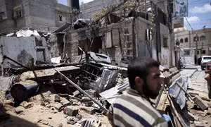 Dải Gaza chìm trong khói lửa