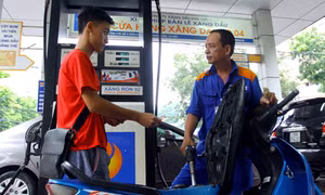 Khác biệt trong cách tính giá xăng dầu trong nước và thế giới