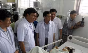 Bảo Việt tạm ứng tiền bồi thường vụ xe khách lao vực