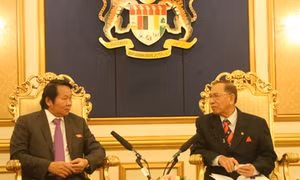 Malaysia mong muốn đẩy mạnh trao đổi đoàn với Việt Nam 
