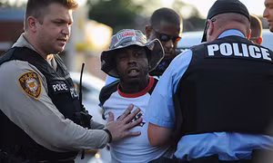 Việt kiều Mỹ lo ngại bạo động ở Ferguson