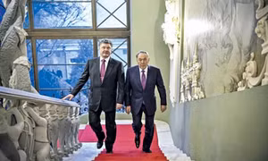 Thấy gì từ việc ông Lukashenko và Nazarbayev hứa giúp Ukraine?