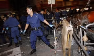 Cảnh sát Hong Kong giải tán khu biểu tình ở Mong Kok