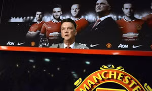 Manchester United đã mắc cạn?