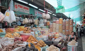 Tiếp sức cho trẻ em vùng cao và người khuyết tật