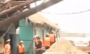 Vụ khai thác cát tại Phúc Thọ: Khởi tố 6 bị can