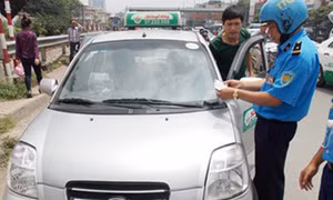 Hà Nội không 'ngăn sông, cấm chợ' taxi ngoại tỉnh 