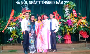 Người mẹ ở trường của những học trò tuổi ẩm ương