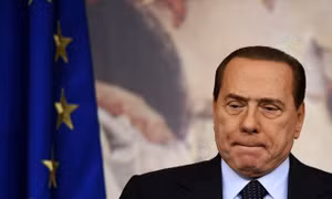Ông Berlusconi bị phạt lao động công ích 1 năm