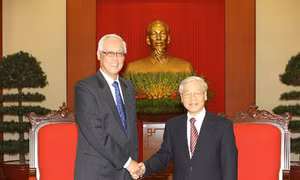 Tổng Bí thư Nguyễn Phú Trọng tiếp nguyên Thủ tướng Singapore Goh Chok Tong 