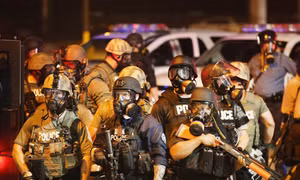 Mỹ nỗ lực lập lại trật tự tại Ferguson