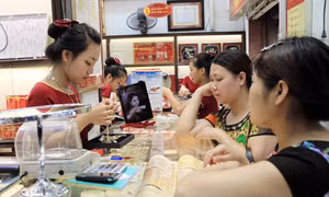 Vàng trong nước bỏ xa thế giới 5,4 triệu đồng/lượng