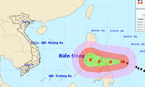 Tin bão gần biển Đông