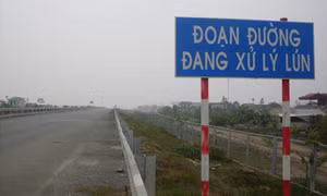 Yêu cầu sớm khắc phục sụt, lún trên cao tốc Cầu Giẽ - Ninh Bình