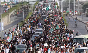 Pakistan đối mặt nguy cơ đảo chính quân sự