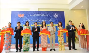 Trao giải cuộc thi ảnh Việt Nam - Đất nước - Con người