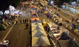 Hong Kong huy động 7.000 cảnh sát giải tán 'Chiếm trung tâm'