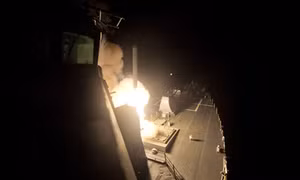 Mỹ không kích IS ở Syria để diệt sĩ quan tình báo đào tẩu?