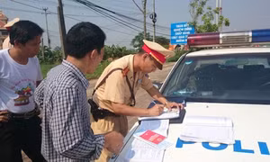 Nộp phạt qua tài khoản giảm phiền hà cho dân