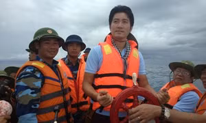 Ca sỹ Nguyễn Phi Hùng: Những kỉ niệm khó quên ở Trường Sa