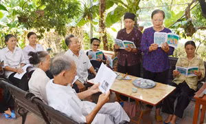 Người cao tuổi xã Chuyên Ngoại sống khỏe