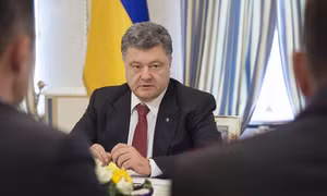 Tổng thống Poroshenko: Ukraine không bao giờ từ bỏ Crimea 