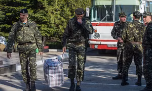 Toàn bộ nhân viên Bộ Nội vụ Ukraine đã rời Crimea