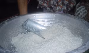 Tết "bánh trôi, bánh chay"