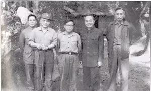 ‘Ông đội’ đá bóng giỏi trở thành Đại tướng bách thắng