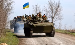 Kiev nối lại chiến dịch quân sự ở miền Đông