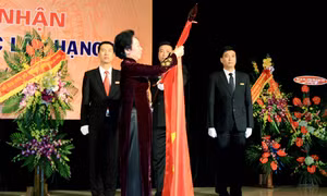 Ban Biên tập Tin trong nước TTXVN nhận Huân chương Độc lập hạng Nhì 