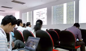 Khối ngoại tích cực mua vào, thanh khoản hai sàn đạt hơn 3.000 tỷ đồng 