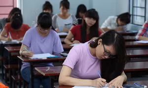 Bộ trưởng Phạm Vũ Luận giải trình về đổi mới các kỳ thi