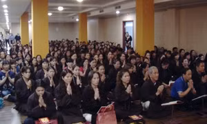 Vu Lan đầy ý nghĩa tại LB Nga