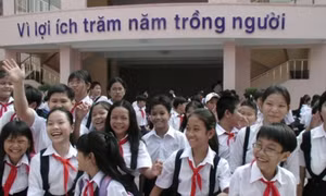 Không “khoán” con cái cho nhà trường