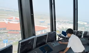 40% kiểm soát viên không lưu năng lực trung bình yếu 