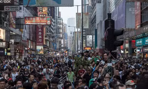 Hong Kong bắt giữ thành viên băng đảng tấn công người biểu tình