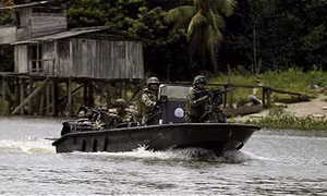 Colombia dừng hoạt động quân sự, chờ FARC phóng thích tướng lĩnh 
