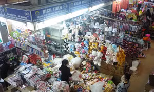Hàng nội trước nguy cơ mất thị phần