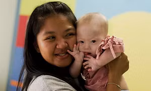 Tranh cãi quanh chuyện đẻ thuê ở Australia