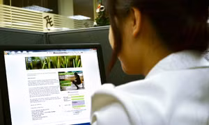 Tiện lợi với thanh toán phí online