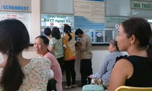 Sợ khám, chữa bệnh bảo hiểm y tế