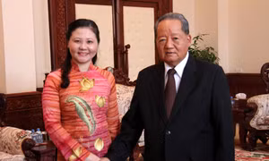 Hội Chữ thập đỏ Việt Nam và Lào tăng cường hợp tác 