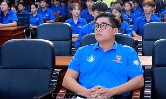 Hội nghị Trung ương 4: Những quyết sách lớn gắn với giải quyết hiệu quả các vấn đề cụ thể