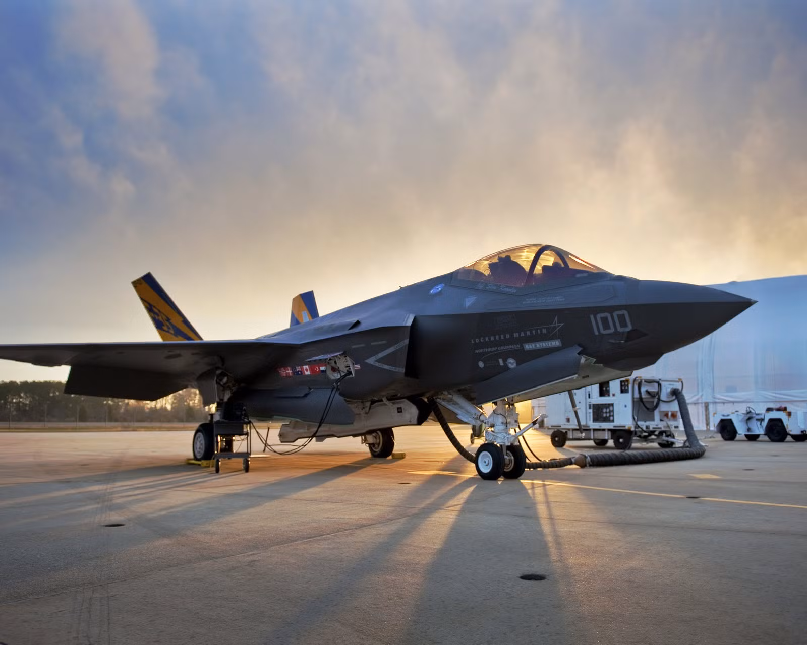Mỹ đặt thêm 71 chiến đấu cơ F-35 ảnh 1