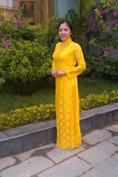 Hồn thơ giữa bộn bề phố chợ ảnh 1
