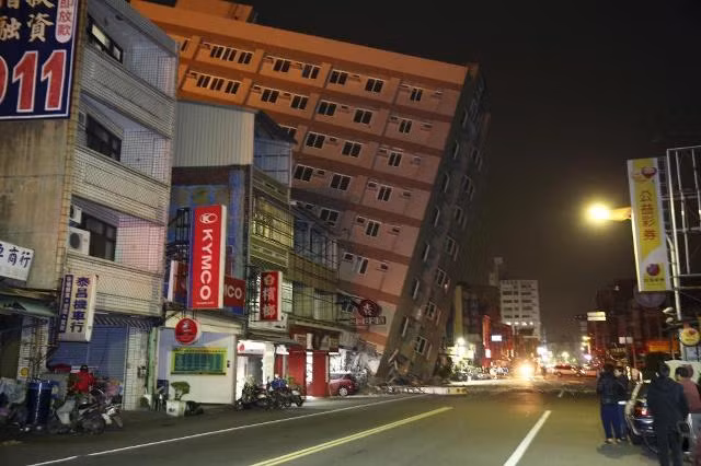 Đài Loan chao đảo vì động đất ảnh 4