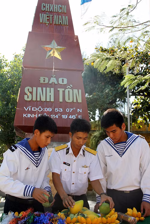 Mang xuân ra Trường Sa ảnh 4