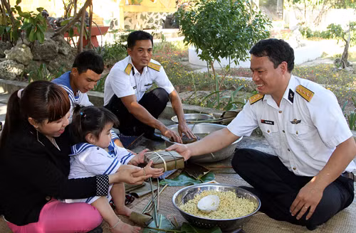 Mang xuân ra Trường Sa ảnh 6